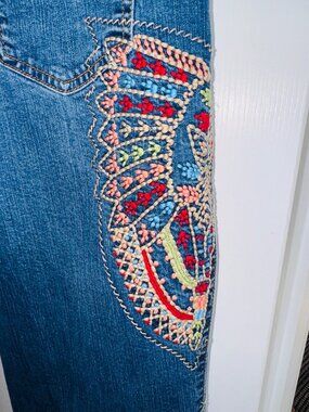 L&B Lucky & Blessed Boyfriend Jeans Womens 8 Embroidered Patchwork Denim Boho